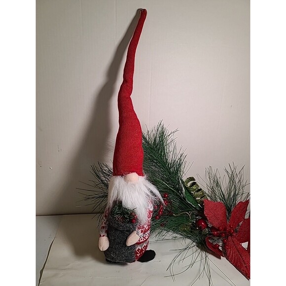 NWT Nordic Gnome Christmas Shelf 20" Knit Hat Pattern Knit Body Midwest Gift - Picture 2 of 7
